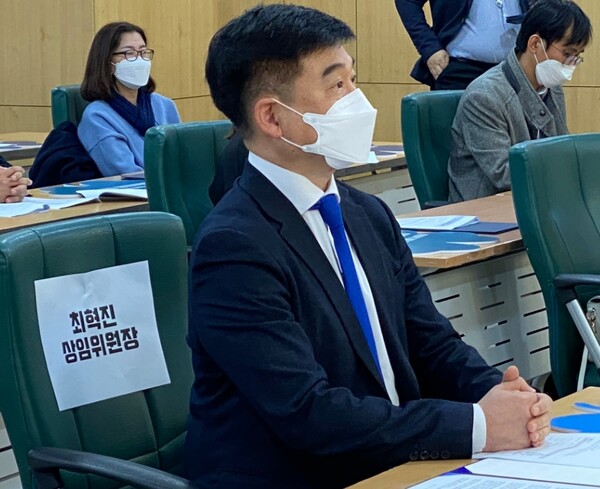 최혁진 보훈공단 관리이사가 지난 18일 민주당 선대위 사회적경제위원회 상임공동위원장에 임명됐다.