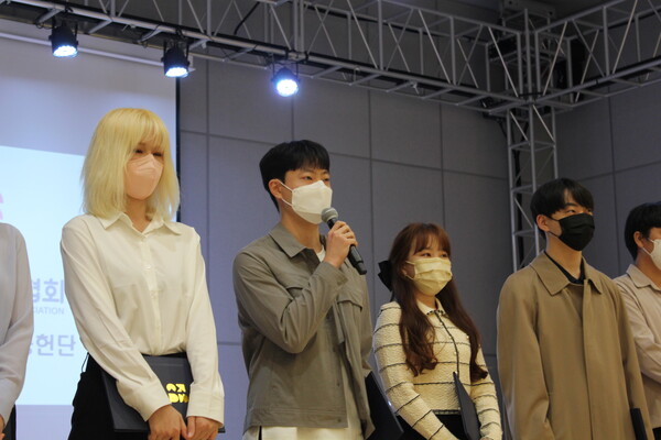 소감 발표 중인 인플루언서 김재원 (사진=유회중 기자)