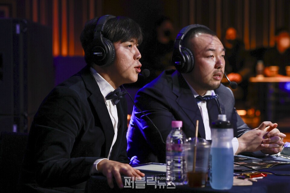 [포토] 블랙컴뱃 MC를 맡은 아나운서 홍석현-전 로드FC 리거 이둘희