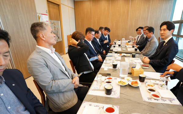 제주지역 수산업체 관계자들과 간담회