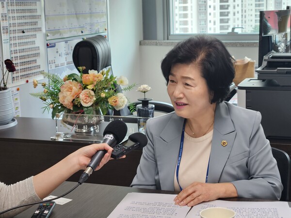  김동희 의원, “노인 버스비 지원으로 노인 이동권 보장해야” 