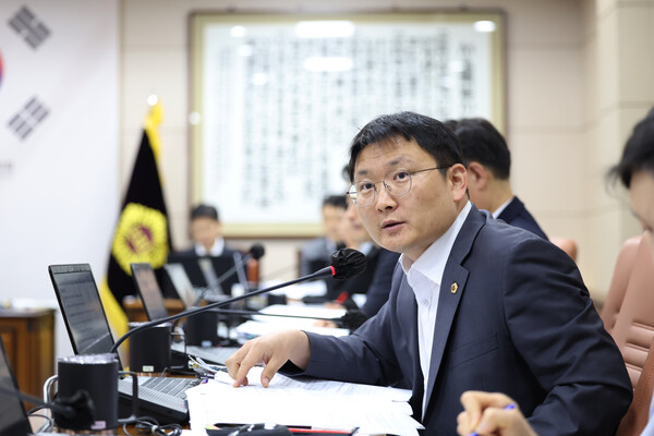 질의하는 허훈 의원