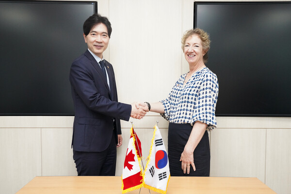 한국 캐나다 고위급 면담
