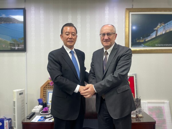 홍문표 의원, 페트코 드라가노프 주한불가리아대사 예방 