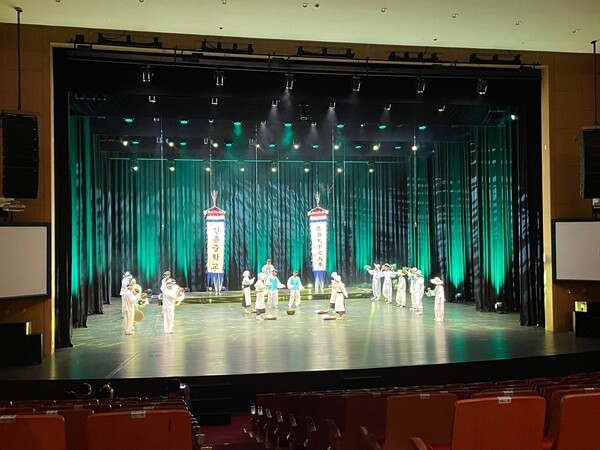 나도 예술가-무대 위 국악 교실 현장 (사진 = 경기도교육청)