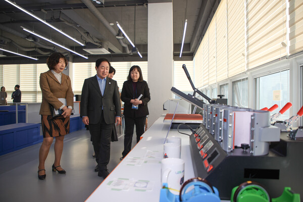 남양주시 와부도서관 메이커스페이스 ‘상상공작소’개소