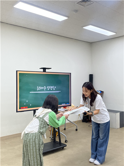 쌍문청소년문화의집 X 청년챔프단 농도청 못난이농산물이뭘과 임명장 수여식 [사진=한국사회공헌협회 제공