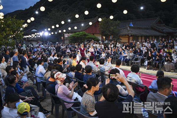 지난 27, 28일 문경새재 일원에서 개최된‘문경새재 야행’이 성공리에 막을 내렸다. [사진제공 - 문경시청]