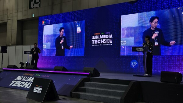 [사진=  왼쪽) 2024디지털미디어테크쇼(DMTS) 메인무대 기획자겸 모더레이터 심진우 박사, 오른쪽) 애니쿤 작가]