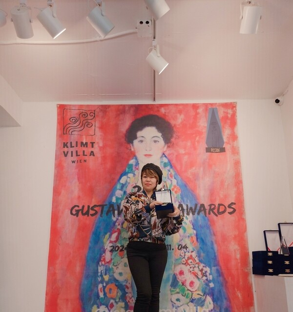 본상을 수상한 이찌고 세연 작가