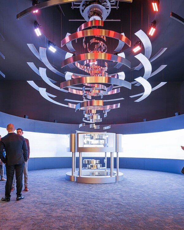 사진 제공 = 헬렌 시왁, 워치스 앤 원더스. PHOTOS COURTESY OF WATCHES AND WONDERS (Helen Siwak)