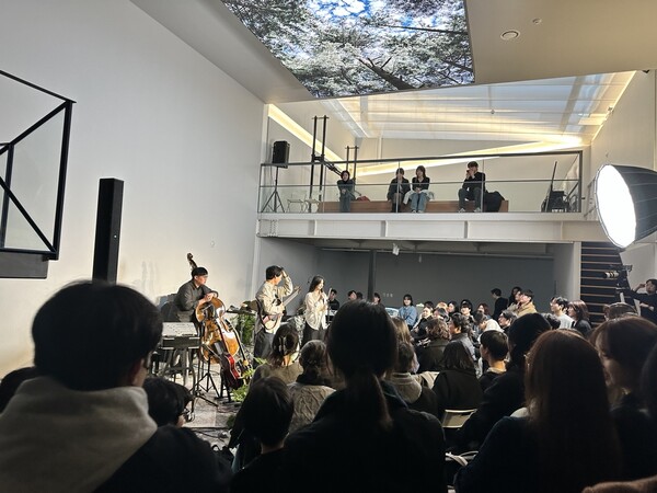 쇼케이스 현장 (사진출처= 퍼블릭뉴스)