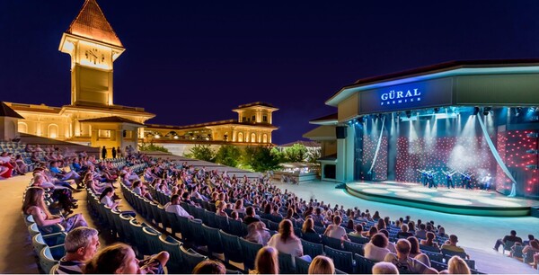 사진 제공 = 럭셔리 라이프 스타일 어워즈 (All photographs provided by Luxury Lifestyle Awards, Helen Siwak).