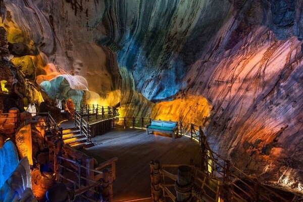 사진 제공 = 럭셔리 라이프 스타일 어워즈 (All photographs provided by Luxury Lifestyle Awards, Helen Siwak).