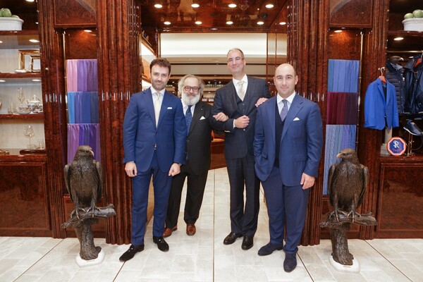 사진 제공 = 매뉴얼 베르나셰크. 왼쪽 니콜로 리치 (Niccolò Ricci), 스테파노 리치 (Stefano Ricci), 매뉴얼 베르나셰크 (Manuel Bernaschek), 필리포 리치 (Filippo Ricci).