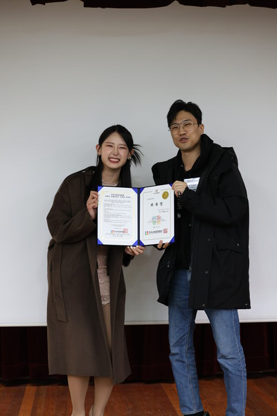 (좌) 박고경 사회적인플루언서 부단장, 권영민(에투샤) 단장 [사진=유회중 기자]