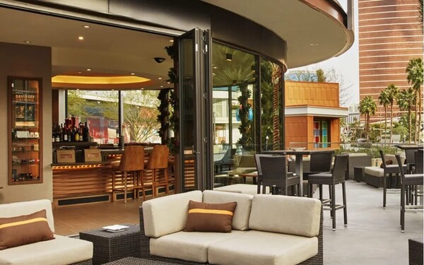 사진 제공 =  다비도프 제네바 (All photography courtesy of Davidoff of Geneva, Helen Siwak).