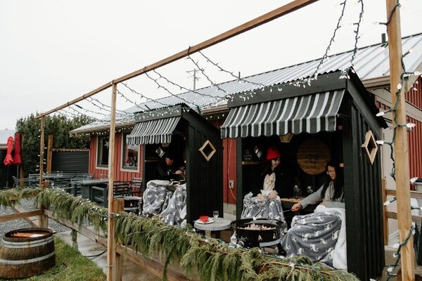 사진 제공 = Shelby Herfst, Helen Siwak.