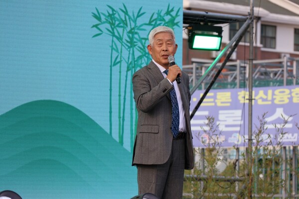 5월 2일 설재록 담양 대나무축게 추진위원장이 개회를 선언 하고 있다. (사진=차윤기 기자)