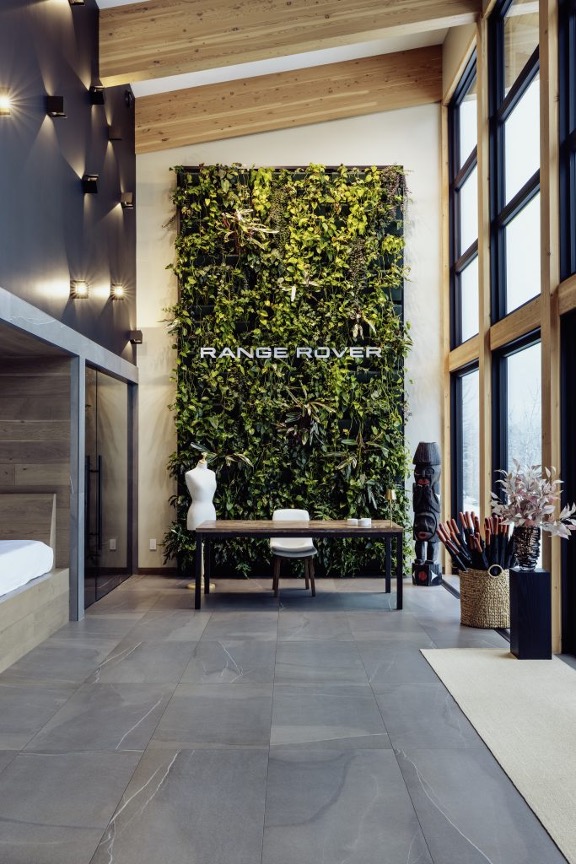 사진 제공 = 레인지로버 캐나다, 헬렌 시왁 (Range Rover Canada, Helen Siwak).