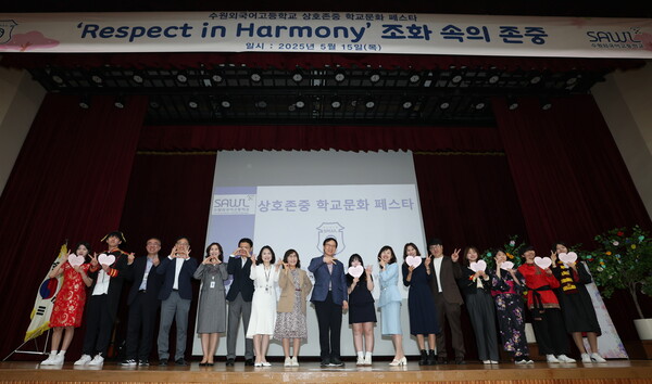 임태희 경기도 교육감이 5월 15일 스승의 날을 맞아 북부청사에서 열린 행사에 참석하고 있다. [사진=경기교육청]