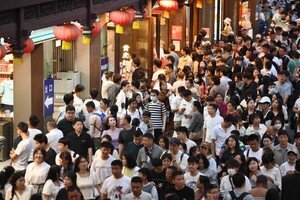 中 관광업 회복세 뚜렷...렌터카 시장 덩달아 '들썩'