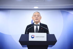 [호소문 전문] 유인촌 정부대변인 "위기의 시대, 국민 구하는 건 차분한 법치"