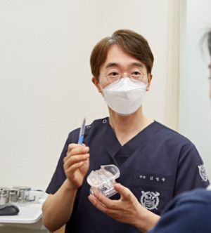 임플란트 전체 재건, 성공의 핵심은 '교합'...시술 전 맞춤형 계획 세워야